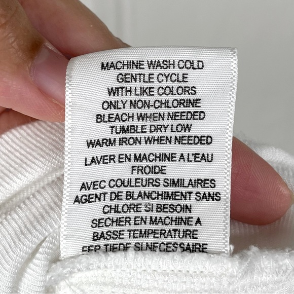 Soft Joie 3/4 Sleeve Roll Tab Sleeve White V-Neck Button Up - Small - Picture 9 of 9